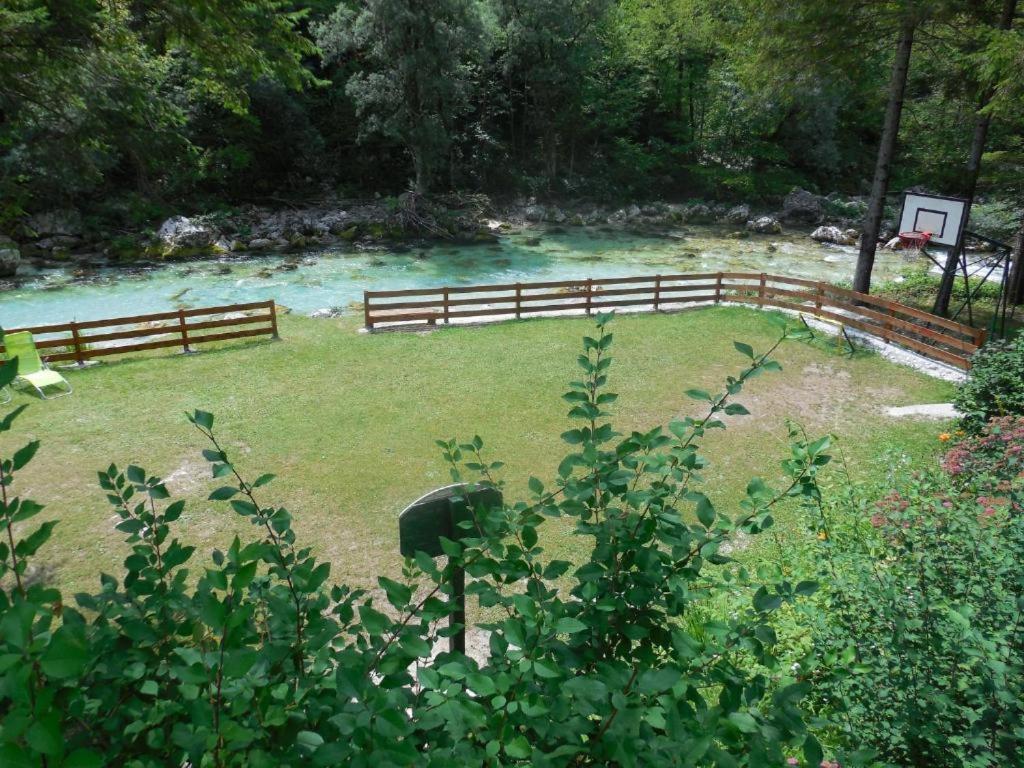 Apartmaji In Sobe Cuder Soča Εξωτερικό φωτογραφία
