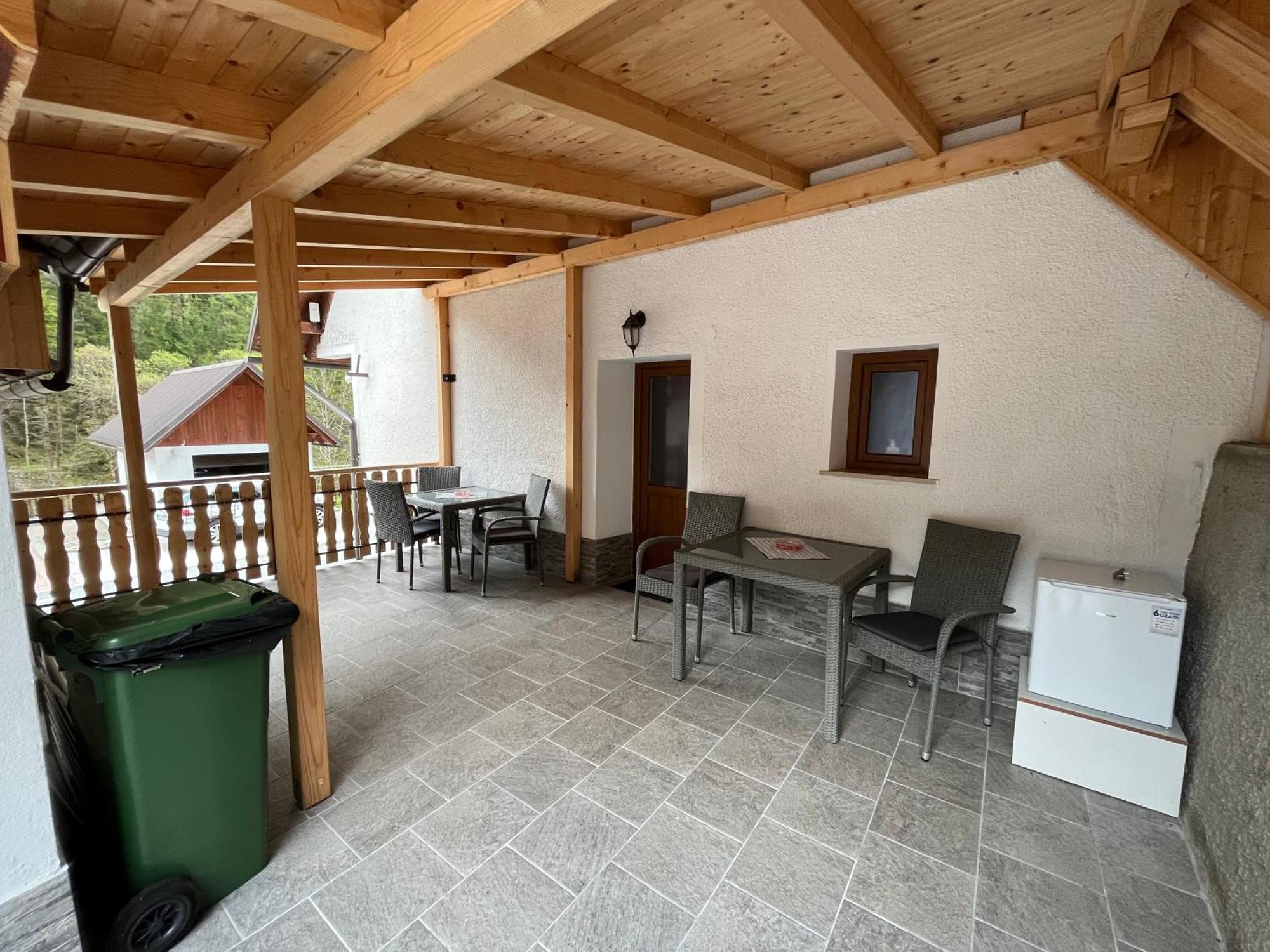 Apartmaji In Sobe Cuder Soča Εξωτερικό φωτογραφία